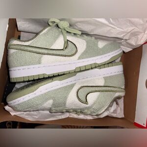 Nike Dunks